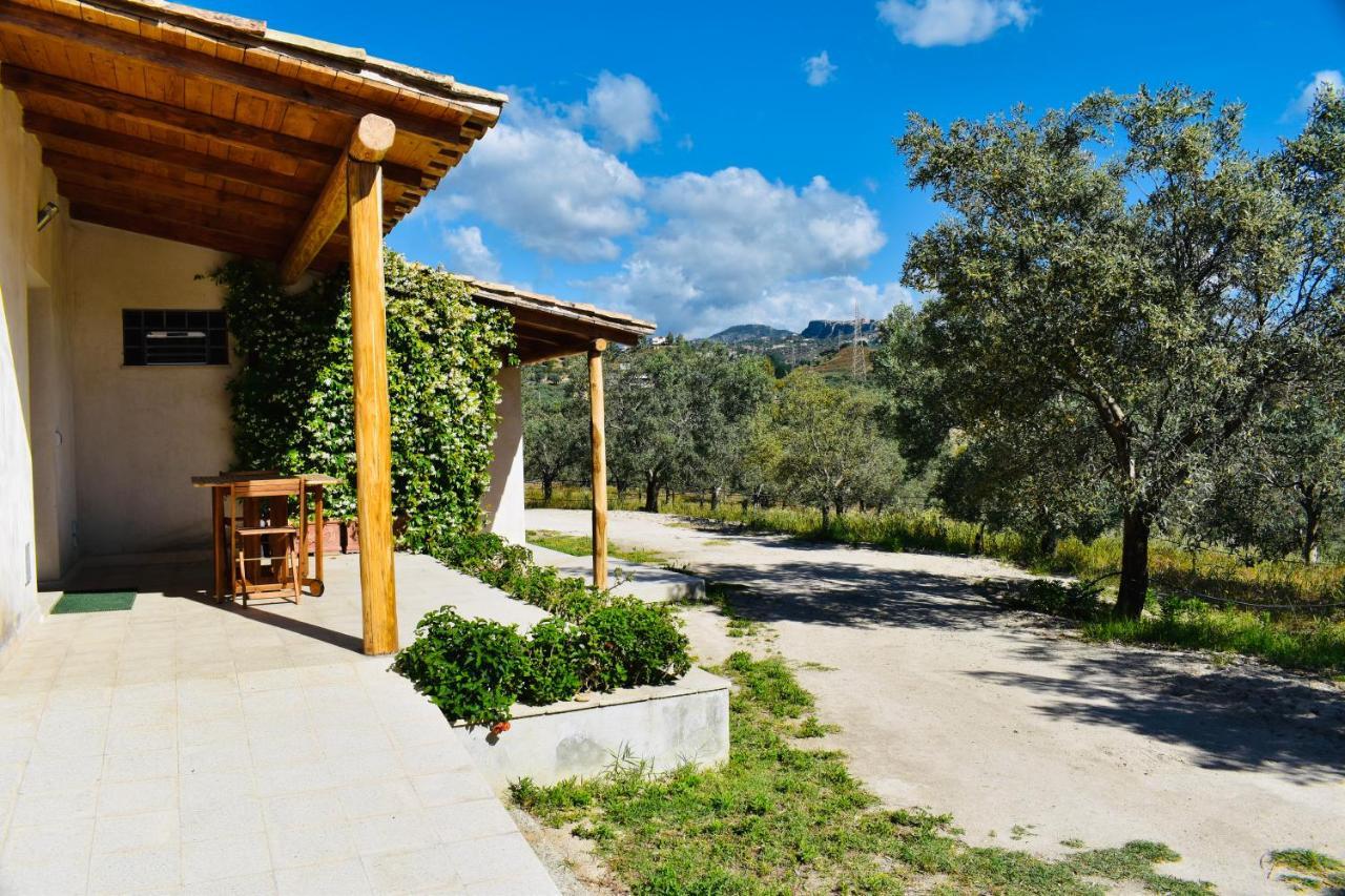 La Casa Del Cancello Di Borgo Carbone ロクリ エクステリア 写真